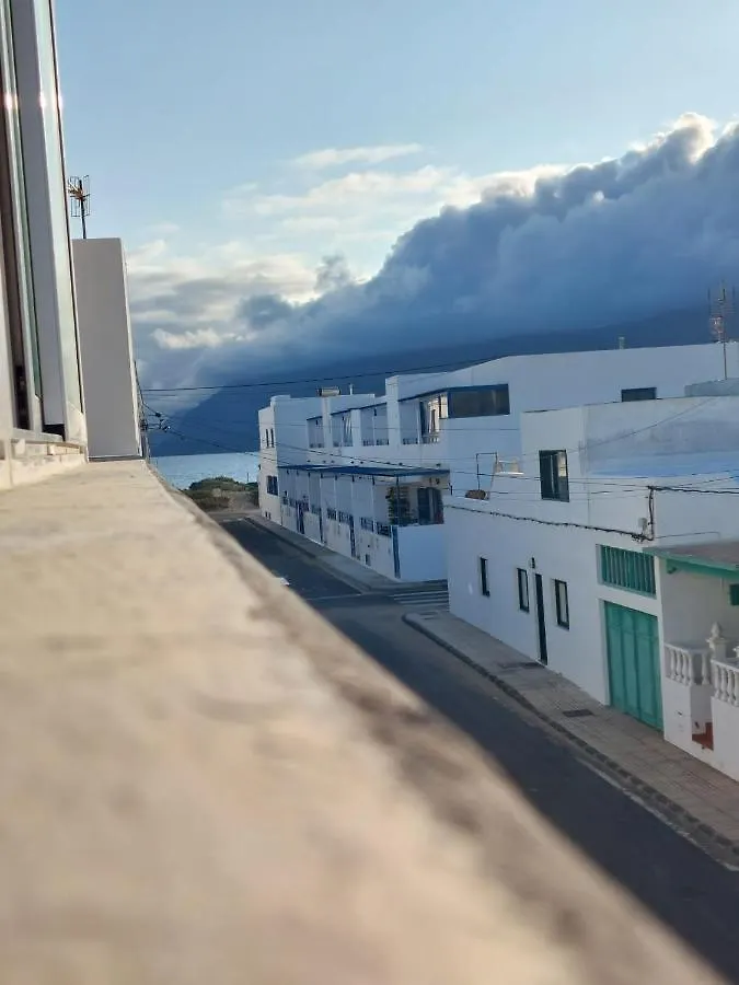 Dunas De Famara 0*,